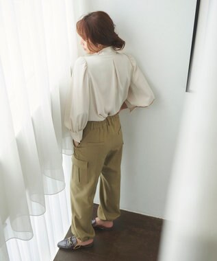 Feroux 【ONWARD CROSSET MAG掲載】パラシュートカーゴ パンツ カーキ系