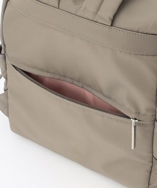 LA BAGAGERIE 【撥水ナイロン】ベーシックリュック グレージュ