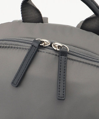 ICB 【人気のため新色追加・A4サイズ収納可・撥水】８ポケットナイロンリュック カーキ系