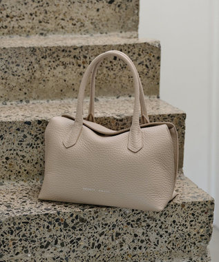 IACUCCI ＜GISELe12月号掲載＞ラーナ M ALCE グレージュ