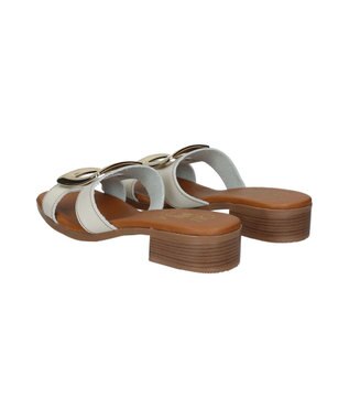 INTER-CHAUSSURES 【Oh my Sandals】メタルバックルローヒールミュールサンダル ホワイト