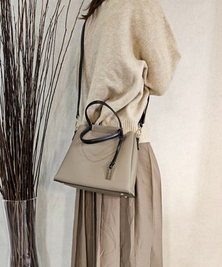 style code 【MERCURYDUO/マーキュリーデュオ】両アオリポケット　ハンドバッグ　キーリングチャーム付き ベージュ