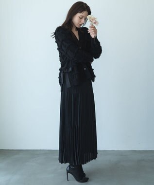 自由区 【カトリエムブーケ】Plis aleatoires シアープリーツスカート ネイビー