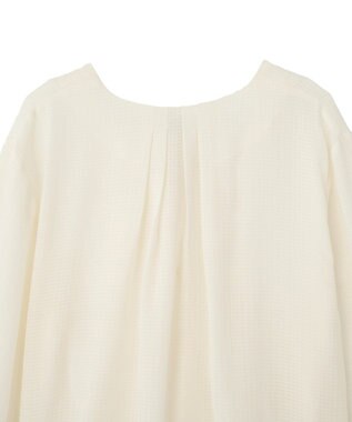 earth music&ecology フロントツイストブラウス Ivory