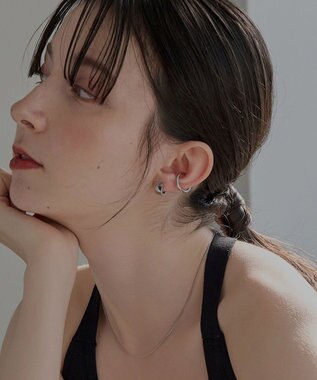 Phoebe ≪TV番組着用商品≫【金属アレルギー対応】ワンタッチワイドフープミニピアス　シルバー/サージカルステンレス シルバー