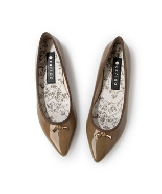 MODE ET JACOMO <carino>【レイン対応】中敷きデザインバレエシューズ オークエナメル