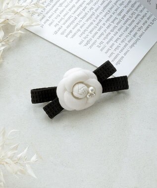 Tiaclasse 【安田美沙子さん着用・選べる2TYPE】ローズモチーフバレッタ オフホワイト×ブラックA