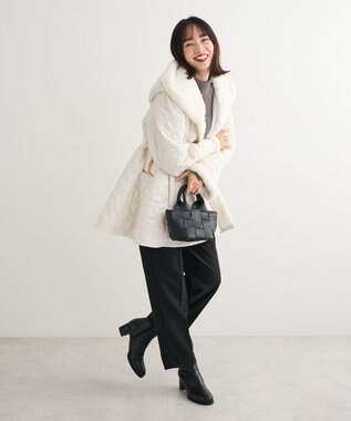 Green Parks ・ｓｗｉｎｇ　ｂｙ　ハートキルトフレアコート Ivory