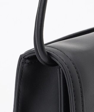 ICB 【先行予約】 タイニーショルダーバッグ ブラック