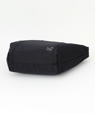 LA BAGAGERIE 【maison vert】 【トラベルにぴったり！】メニーポケットボディショルダーバッグ ブラック