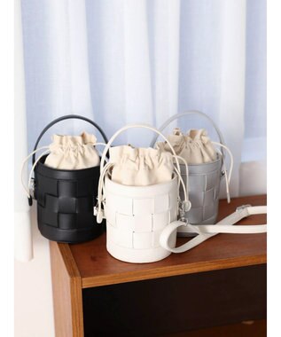 Green Parks ＯＴＯ．ＨＡ．　クロス編みミニショルダーバッグ Silver