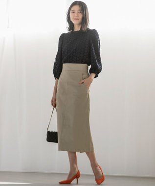 組曲 【WEB限定】サテンストレッチ Iラインスカート モカベージュ系