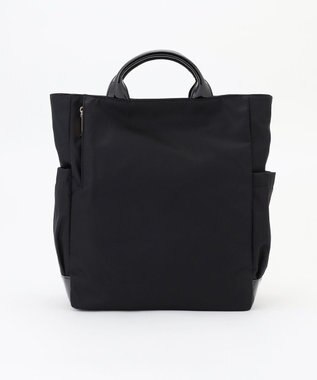 LA BAGAGERIE ツイルナイロン×エナメル リュックサック ブラック