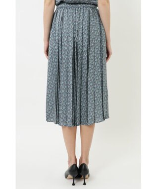 DAKS サテンプリントプリーツスカート サックス