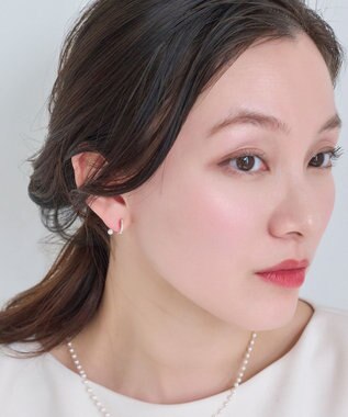 Phoebe 【痛くないシリーズ】ラインストーンパールフロートライトフィットイヤリング　シャンパンゴールド シャンパンゴールド