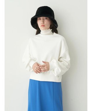 earth music&ecology クルーネック袖シャーリングスウェット White