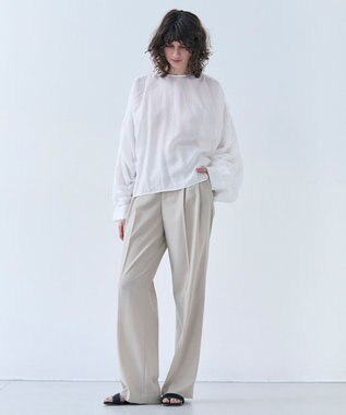 BEIGE， 【洗える】PAULINE / タックギャザーリネンボリュームブラウス White