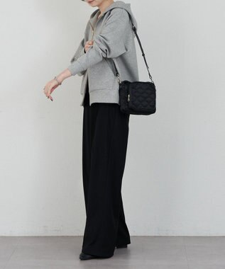 russet 【2025AW新作】キルティングスクエアショルダーバッグ(SF-257) Black