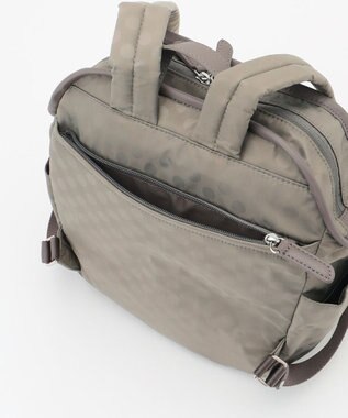 Y'SACCS Polka Dots　パイピングポケットコンパクトリュック グレージュ