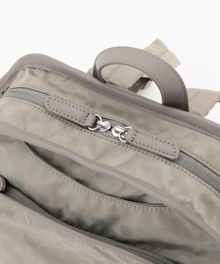 Y'SACCS Polka Dots　パイピングポケットコンパクトリュック グレージュ