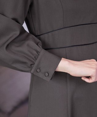 Tiaclasse L パイピングフレアワンピース チャコールグレー