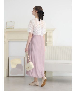 earth music&ecology ＳＥＴ２点　オーガンジー刺繍＋プリーツワンピース Pink