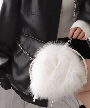 WEGO ファー巾着チェーンショルダー ホワイト