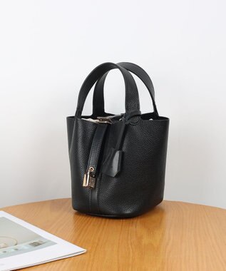 style code 【PADMA/パドマ】 キーチャーム付 本革ミニトートバッグ ブラック