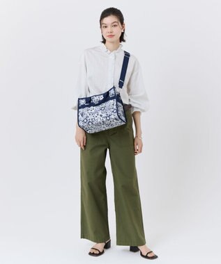 LeSportsac LARGE E/W TH TOTE/フローラルレースネイビー フローラルレースネイビー