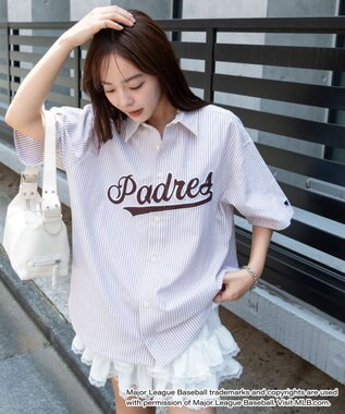  【ユニセックス着用ITEM】別注MLBストライプグラフィックシャツ（SS）