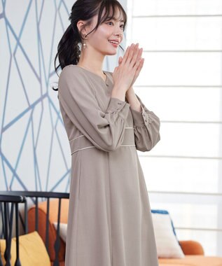 Tiaclasse L パイピングフレアワンピース ベージュ