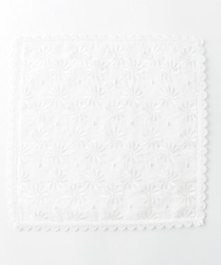 TOCCA EMBROIDERY FLOWER GAUZE  ガーゼハンカチ ホワイト系