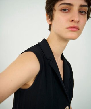 GRACE CONTINENTAL ダブルフロントニットジレ ブラック