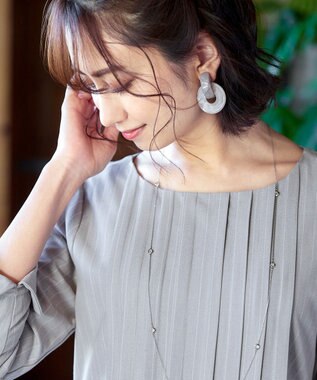 Tiaclasse 【洗える】スタイルアップも叶うピンタックワンピース グレーストライプ