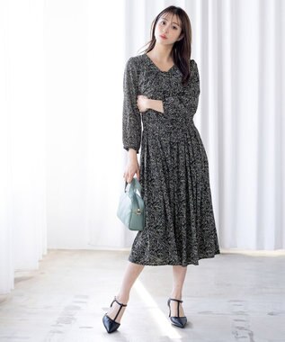 Tiaclasse L 【新色追加・洗える】シフォンギャザーワンピース ブラックフラワー