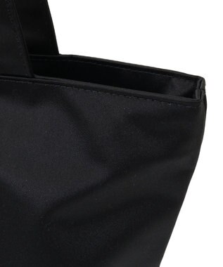 Maison de FLEUR EC限定フレームロゴサテンバッグ Black