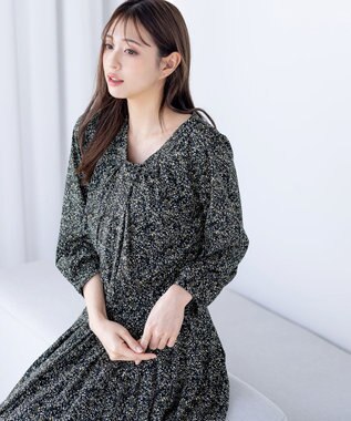 Tiaclasse L 【新色追加・洗える】シフォンギャザーワンピース ブラックフラワー