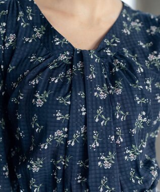 Tiaclasse L 【新色追加・洗える】シフォンギャザーワンピース ネイビーフラワー