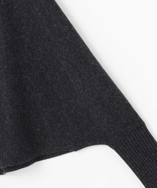 自由区 【カトリエムブーケ】Soyeux touche ポンチョニット ミディアムグレー