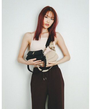 STEVE MADDEN BTAIGA ラウンドフラップショルダー2WAYバッグ ブラック