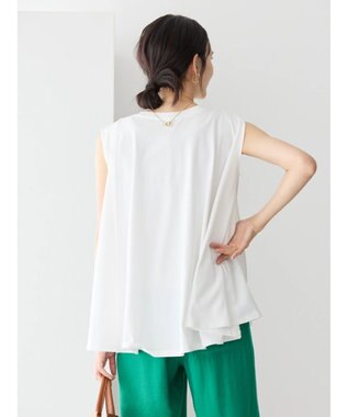 AMERICAN HOLIC 接触冷感バックフレアノースリーブプルオーバー Off White