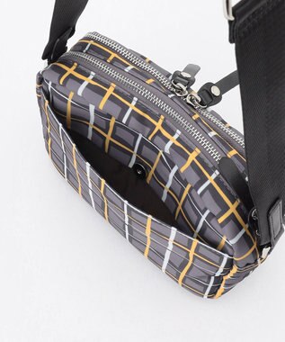 Y'SACCS ドローイングチェック ショルダーバッグ グレー