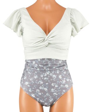 San-ai Resort（三愛水着楽園） 【San-ai Resort×PEACH JOHNコラボ】【ナイスバディ水着】フリルワイヤービキニ　9M・11L グリーングレー