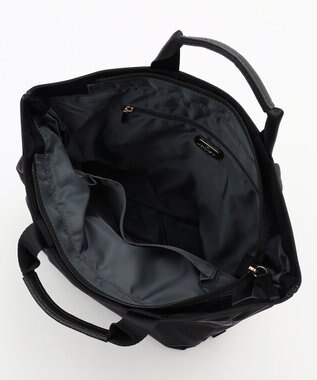 LA BAGAGERIE チャーム付き　ナイロンリュック ブラック