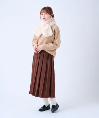 MOONBAT estaa【洗える】ポメラニアンみたいなふわふわフェイクファーマフラー オフホワイト