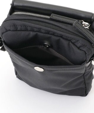 Y'SACCS ベルトスクエアミニマムショルダーバッグ ブラック