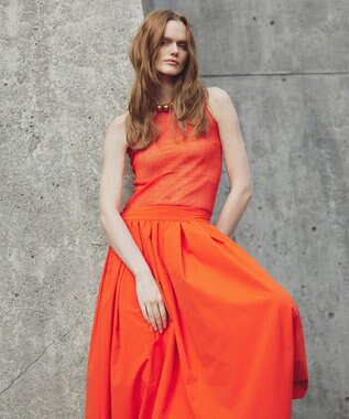 uncrave クールタッチカラータイプライター フレアスカート スカーレット