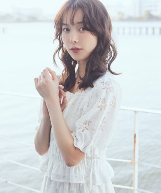 earth music&ecology 透かし花柄ブラウス Ivory