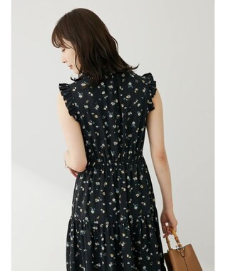 Green Parks ・ＥＬＥＮＣＡＲＥ　ＤＵＥ　フラワーｐｔティアードワンピ Black