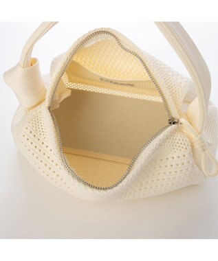 UNBILLION カカトゥ kakatoo / ソフトメッシュキューブバッグ アイボリー